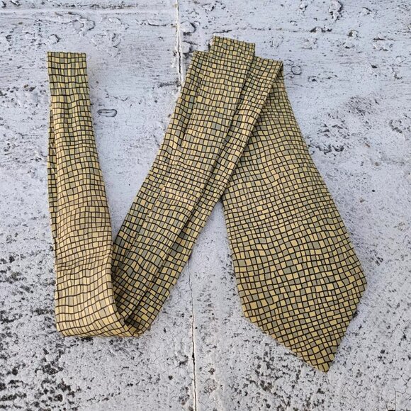 Hermes Paris Men Tie 100 Silk Necktie Made in France Authentic - Picture 1 of 12